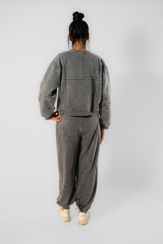 Rounded Patched Sweatshirt