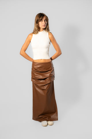 Bodycon skirt with Plats Side Slit